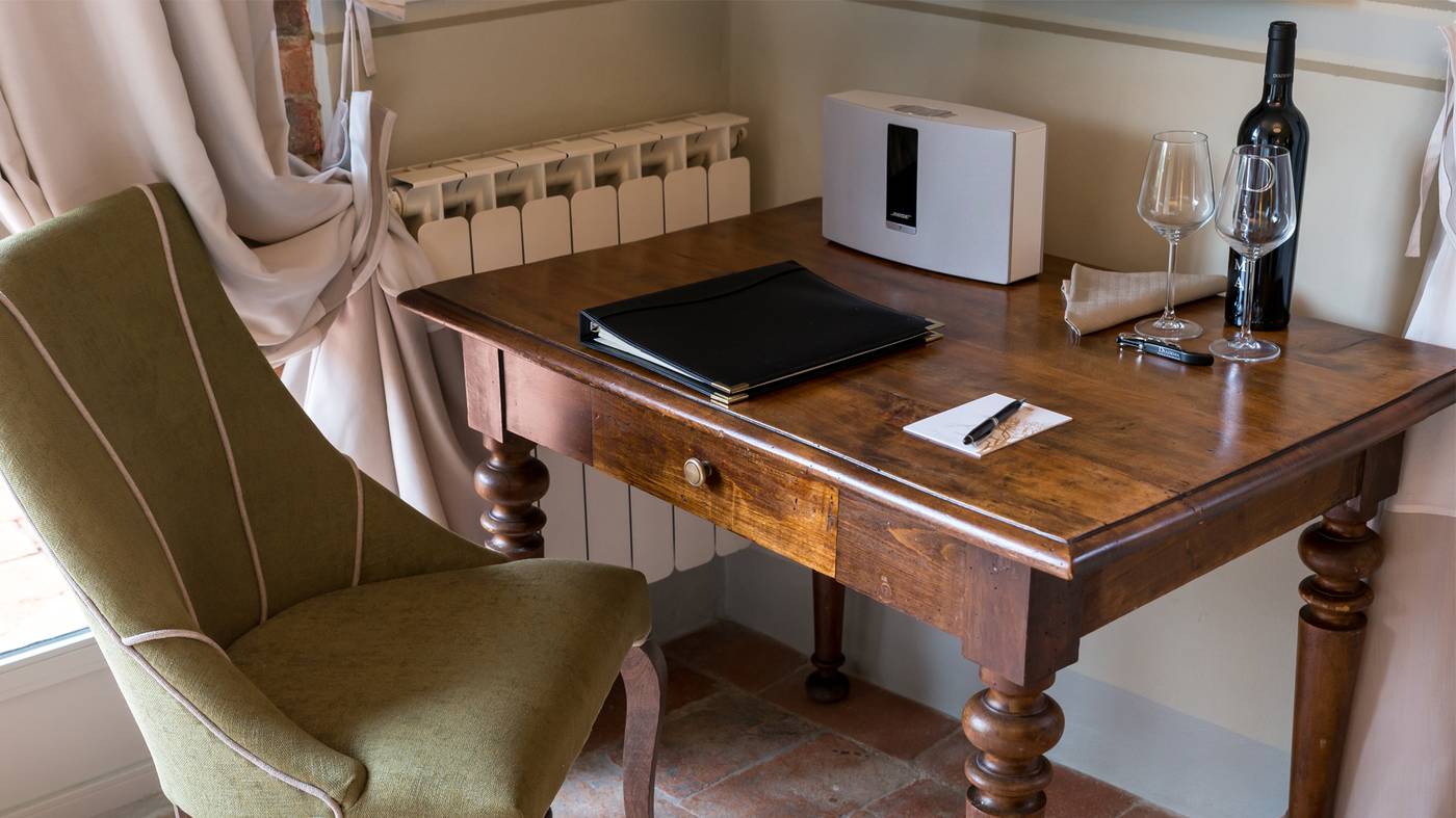 Relais-Villa-Olmo-Food-and-Wine-Resort-Room-6