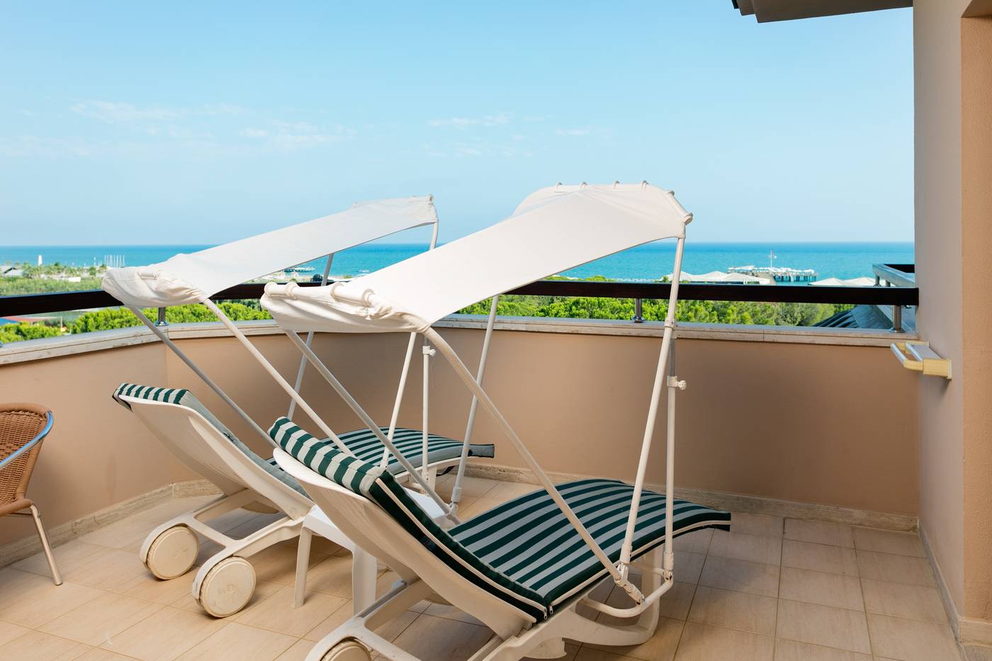 Xanadu-Resort-Room-85