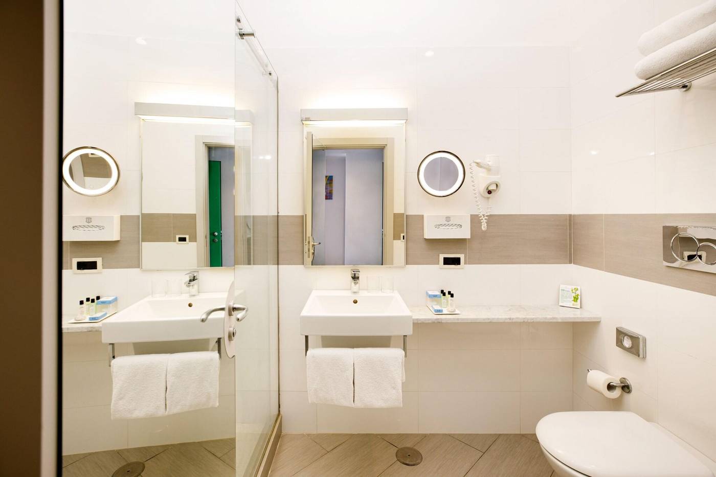 Art-Hotel-Gran-Paradiso-Room-26