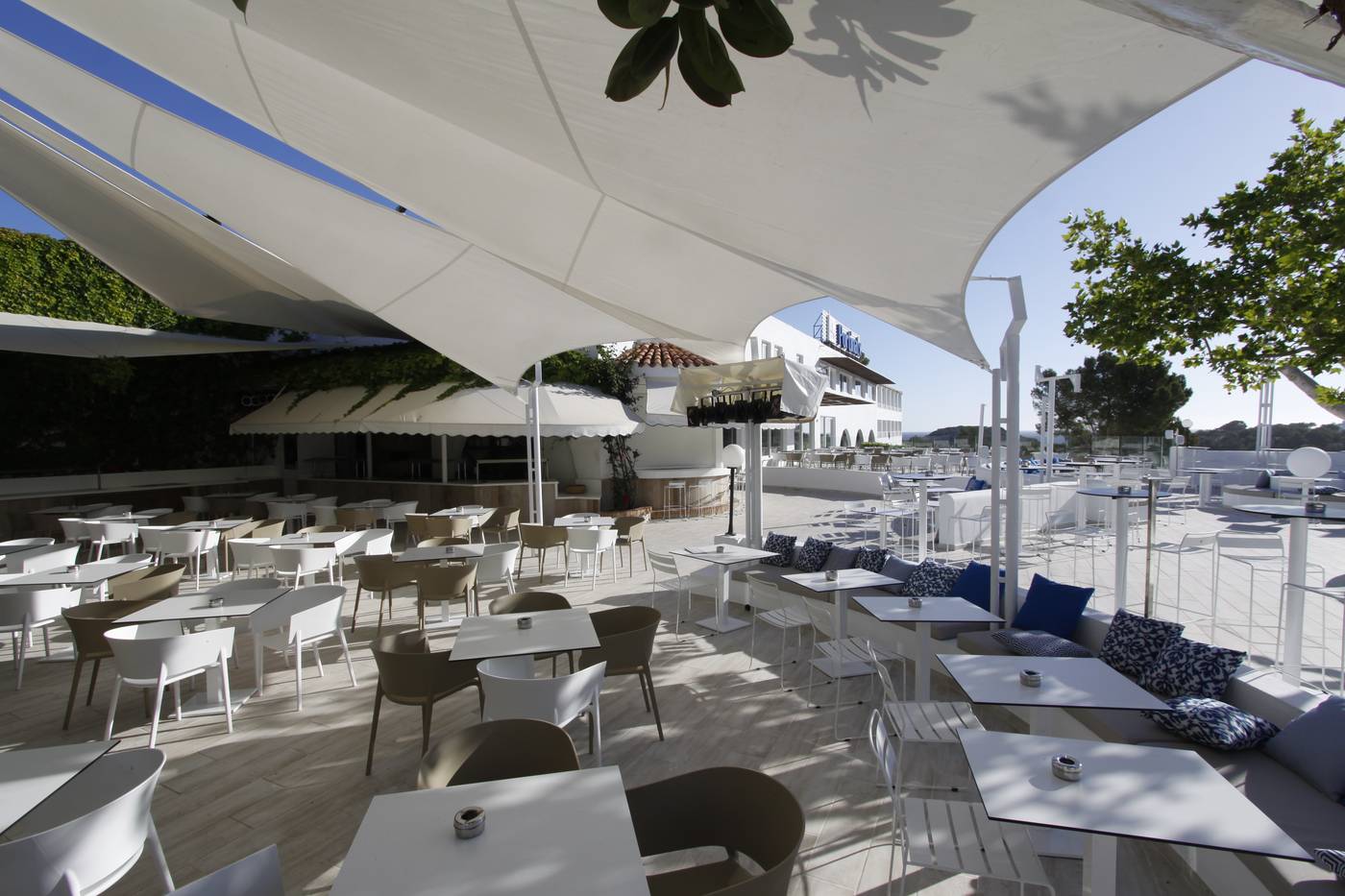 Portinatx-Beach-Club-Hotel-Terrace-21
