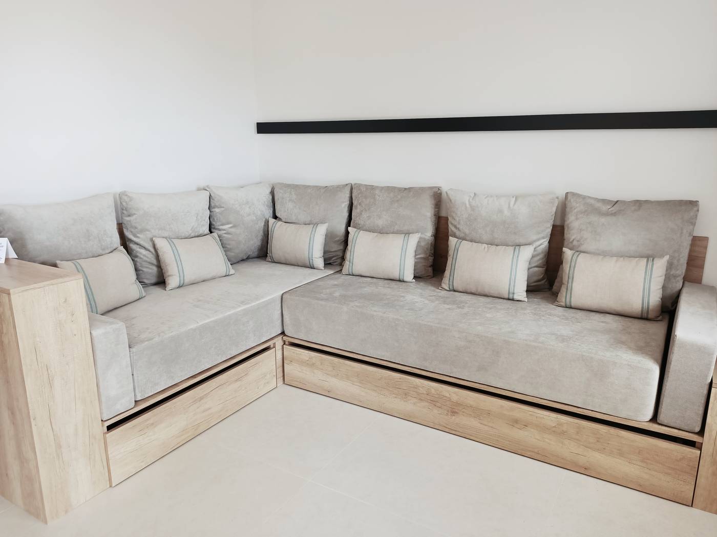 Giverola-Resort-Room-37