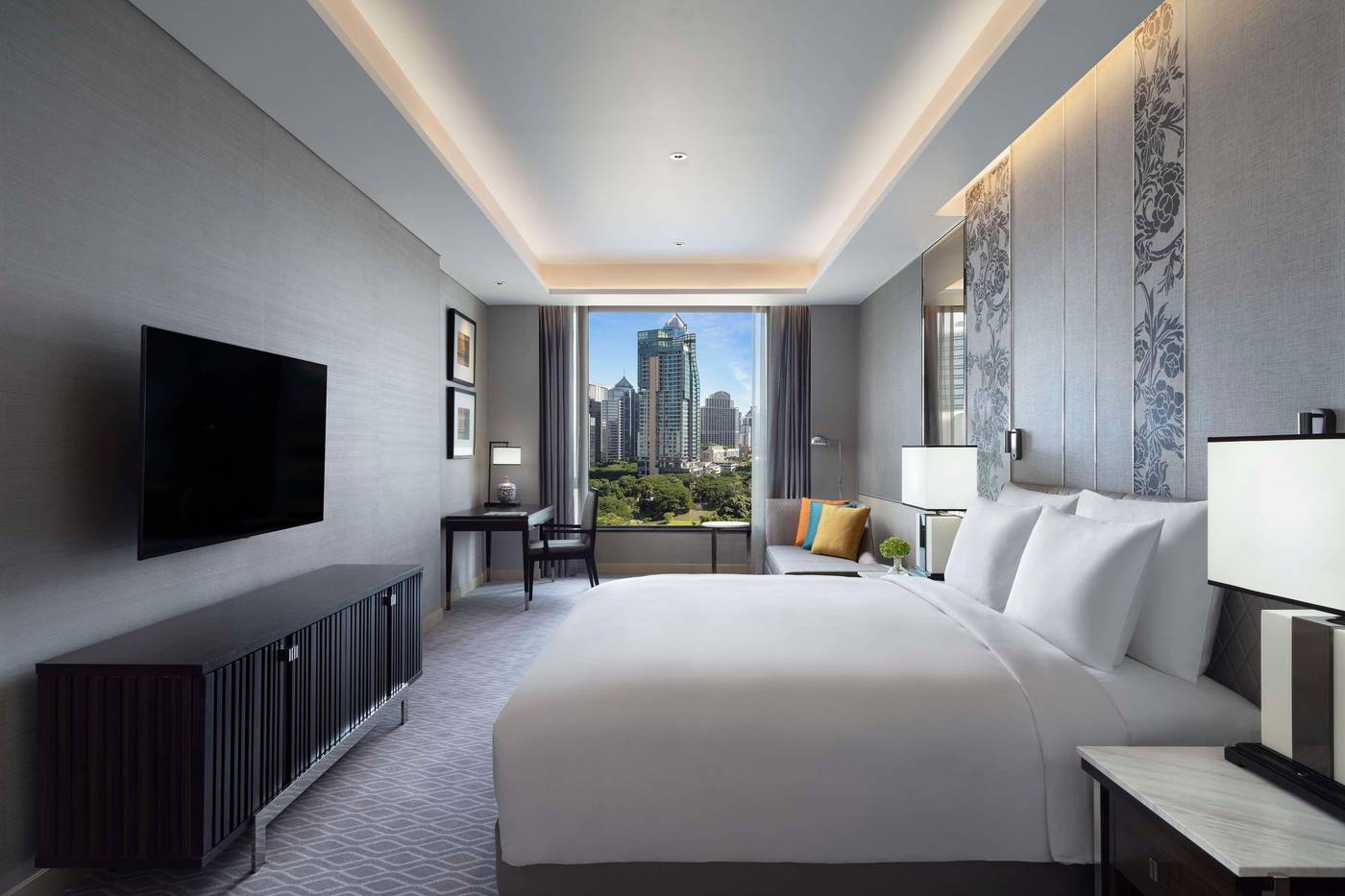 Sindhorn-Kempinski-Bangkok-Room-36
