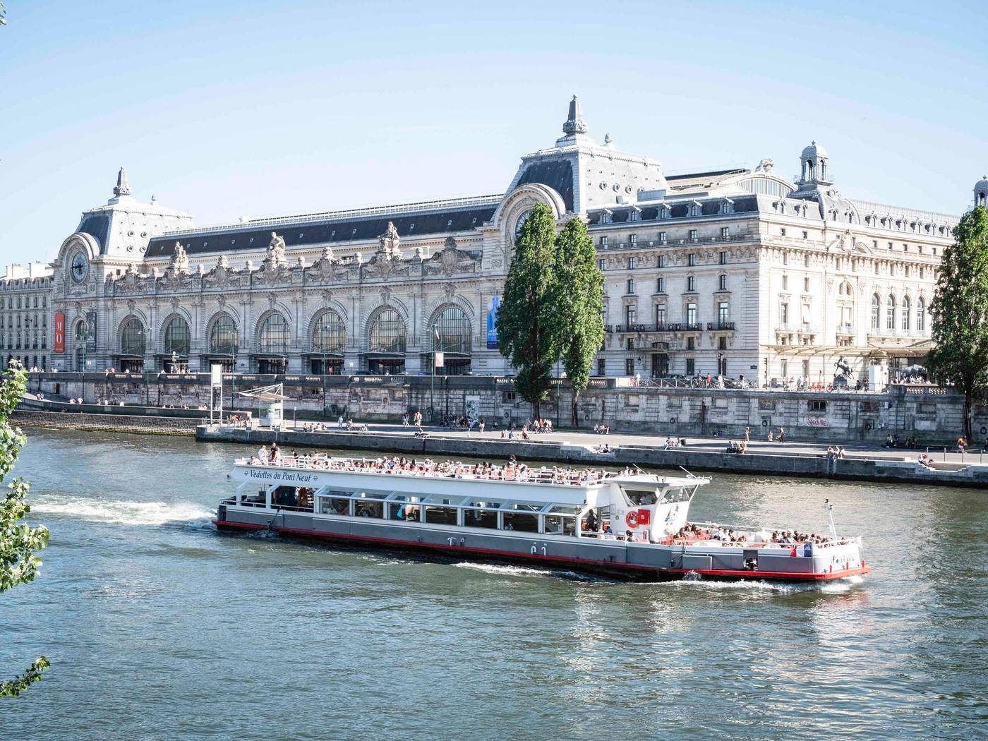 Pullman-Paris-Tour-Eiffel-General-view-10