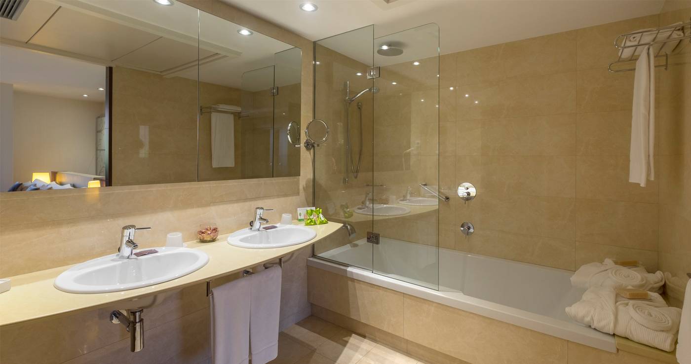 Gran-Ultonia-Room-17