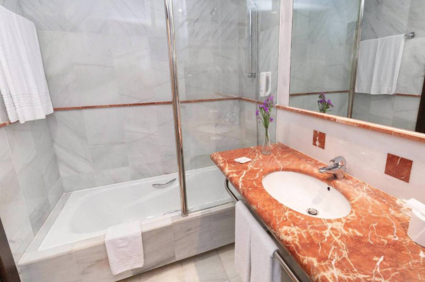 Hotel-R2-Pajara-Beach-Room-18