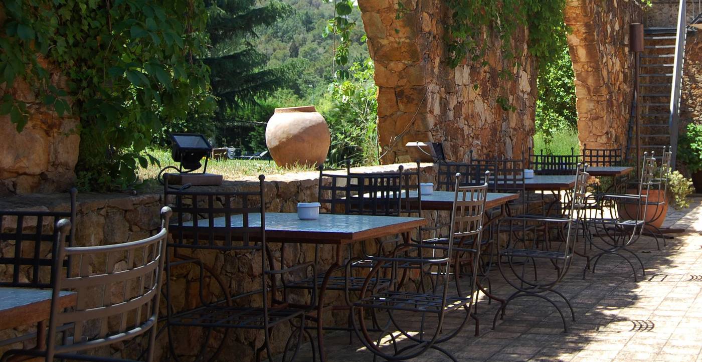 Mas-Salvi-Terrace-16