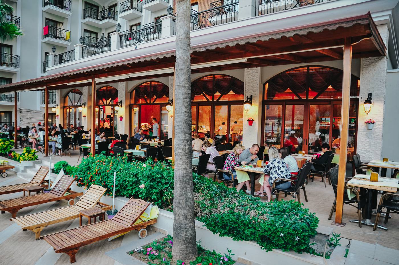 Meril-Hotel-General-view-19