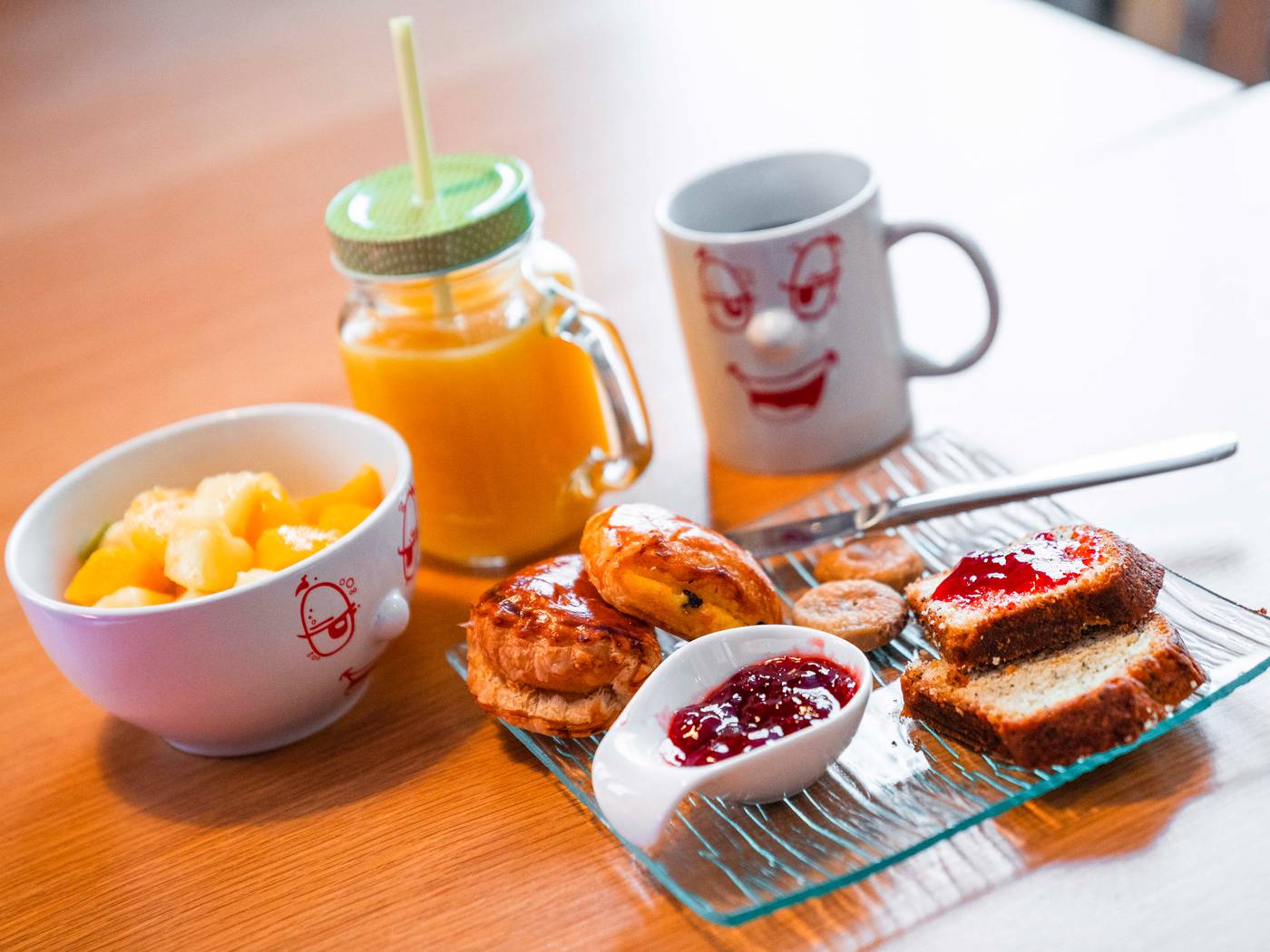 ibis-Styles-Paris-Montmartre-Nord-Restaurant-48