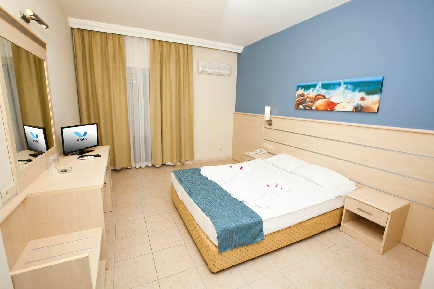 Aska-Bayview-Room-13