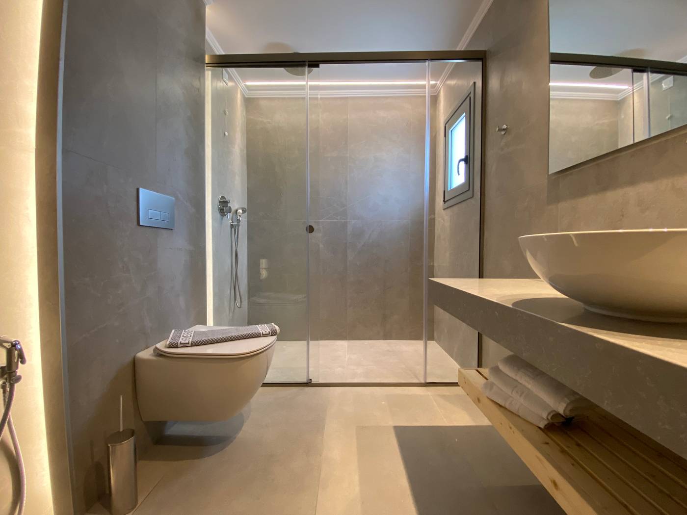 Blue-Aegean-Suites---Apts-Room-33