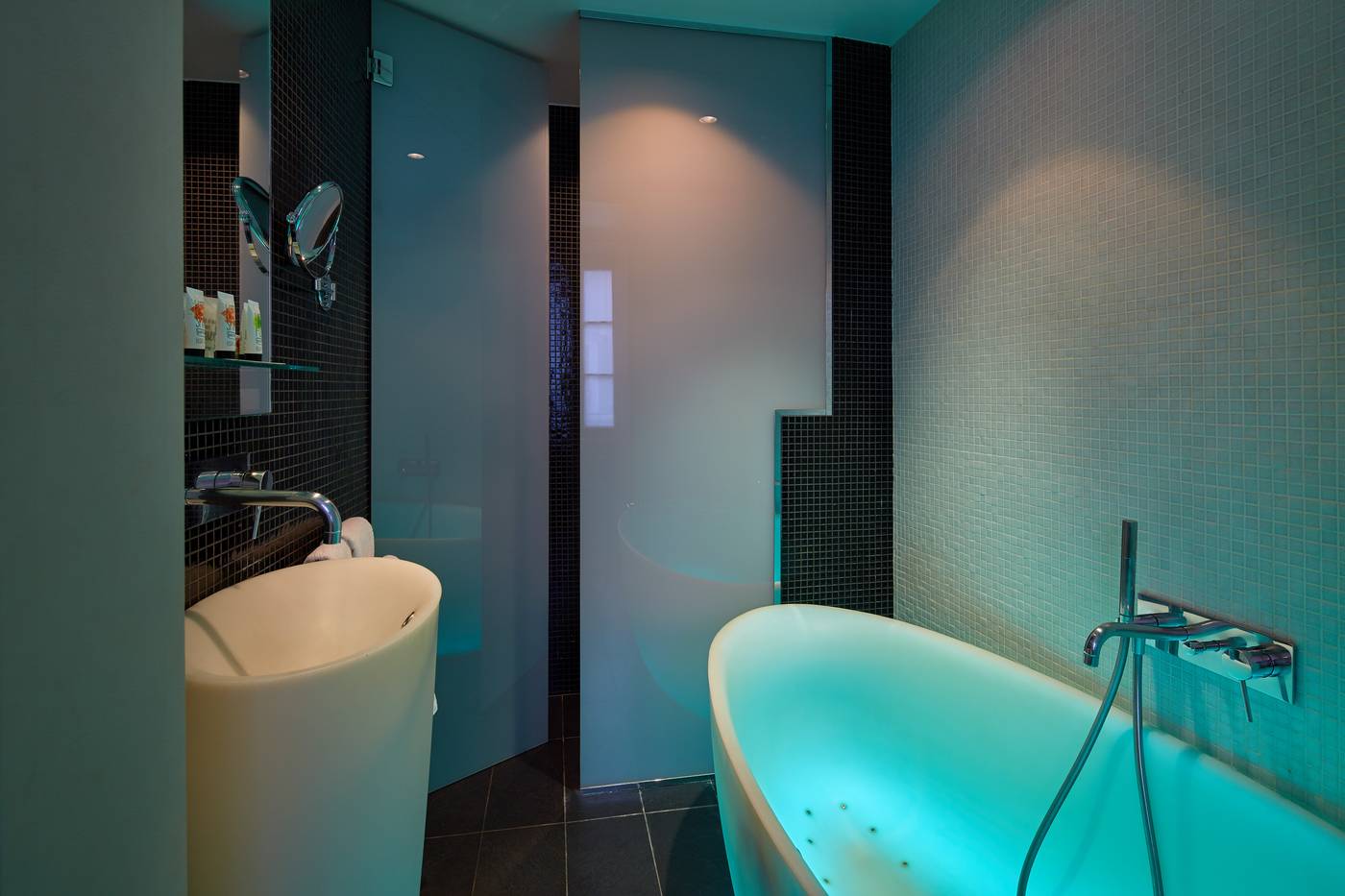 Hotel-Notre-Dame-Maitre-Albert-Room-40