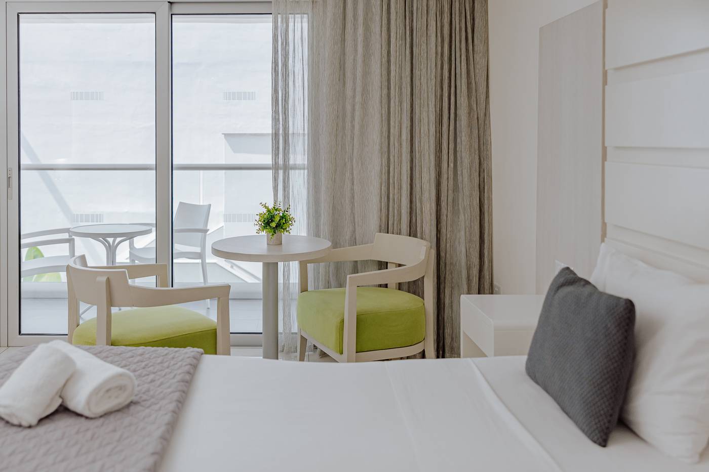 24.12.25 Tasia Maris Oasis