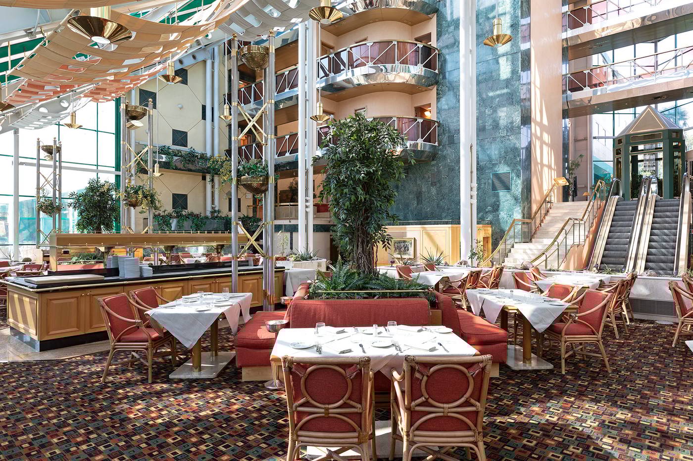 Royal-Garden-Hotel-Restaurant-39