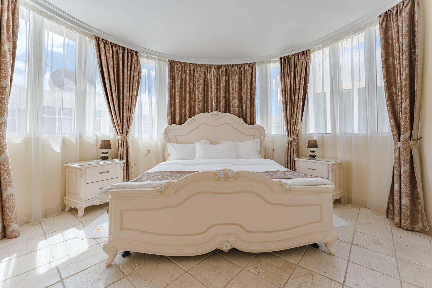 Flamingo-Suites-Room-64