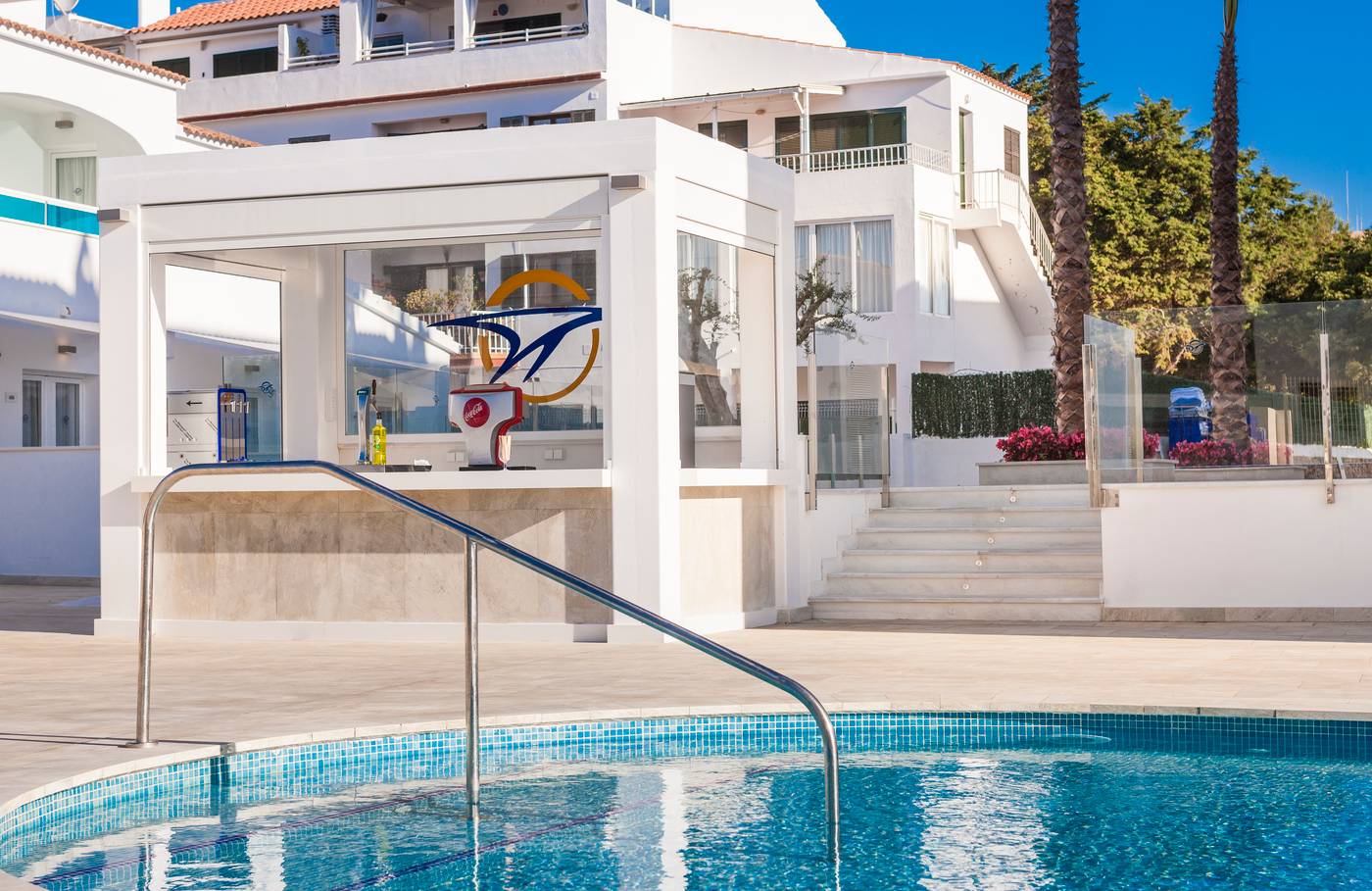 Globales-Mediterrani-Pool-9