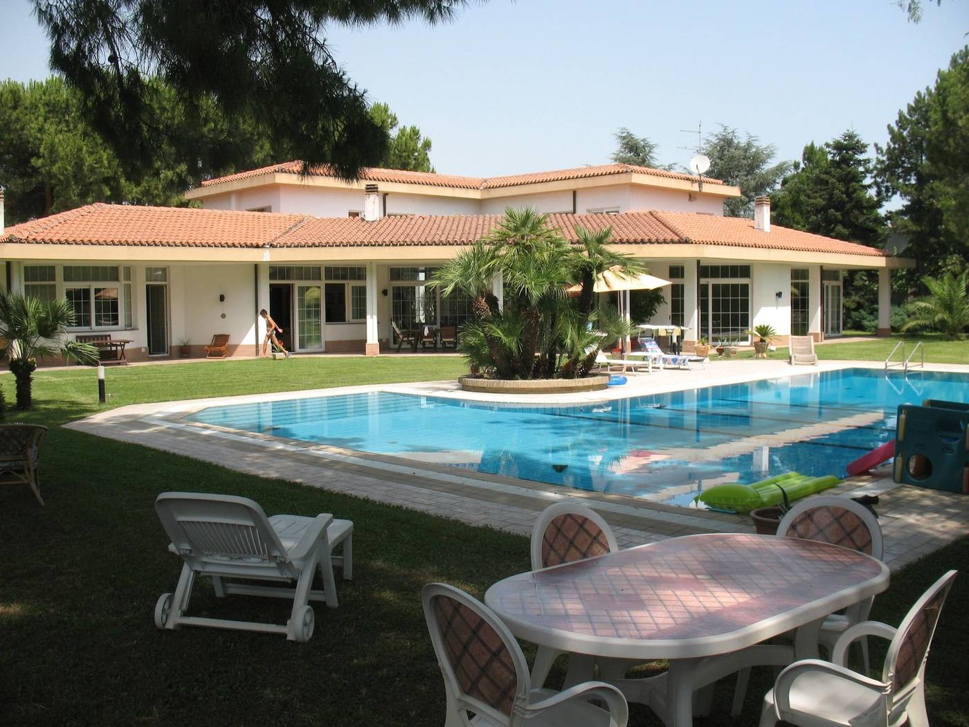 B B Villa Maria-Italy-MONTESILVANO-General view-1