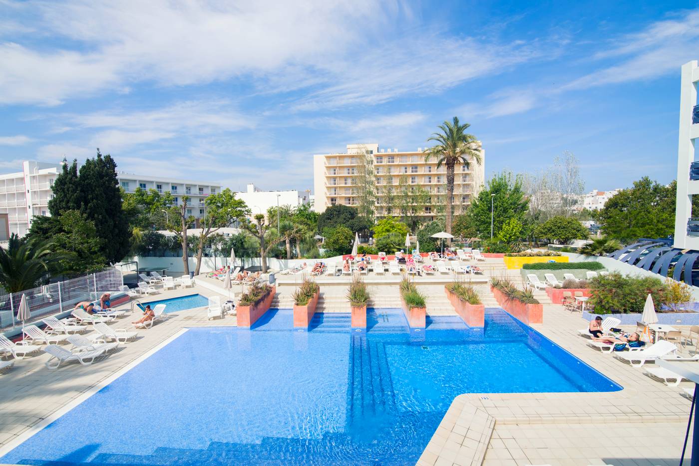 Azuline-Hotel-Pacific-Pool-1