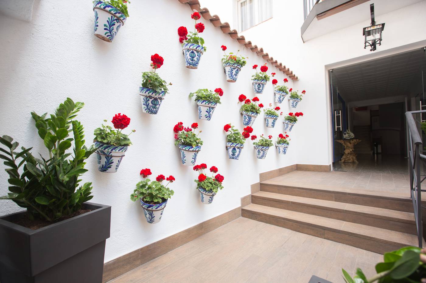 Apartamentos-Neptuno-Calella-Terrace-25