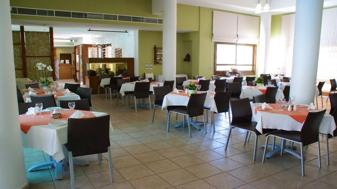 Hylatio-Tourist-Village-Restaurant-52