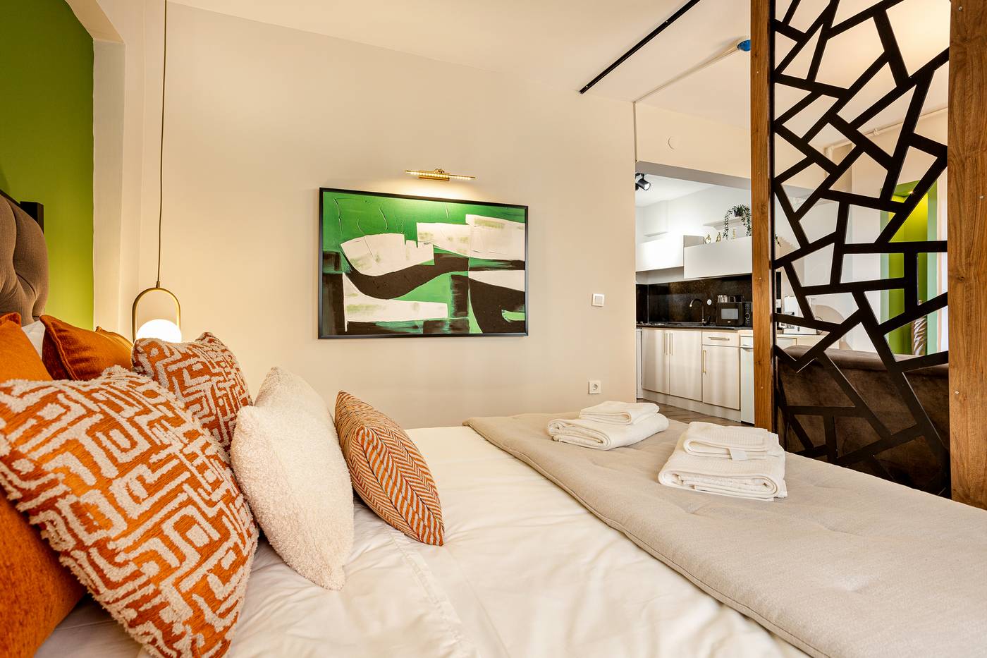 Port-Galata-Suites-Room-17
