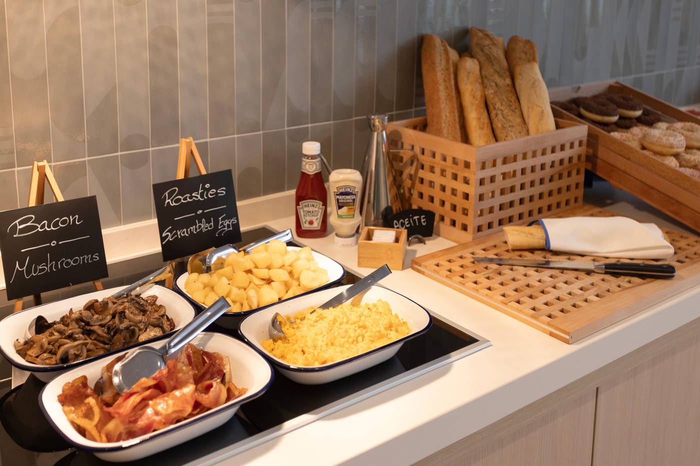 Staybridge-Suites-Malaga-Restaurant-19