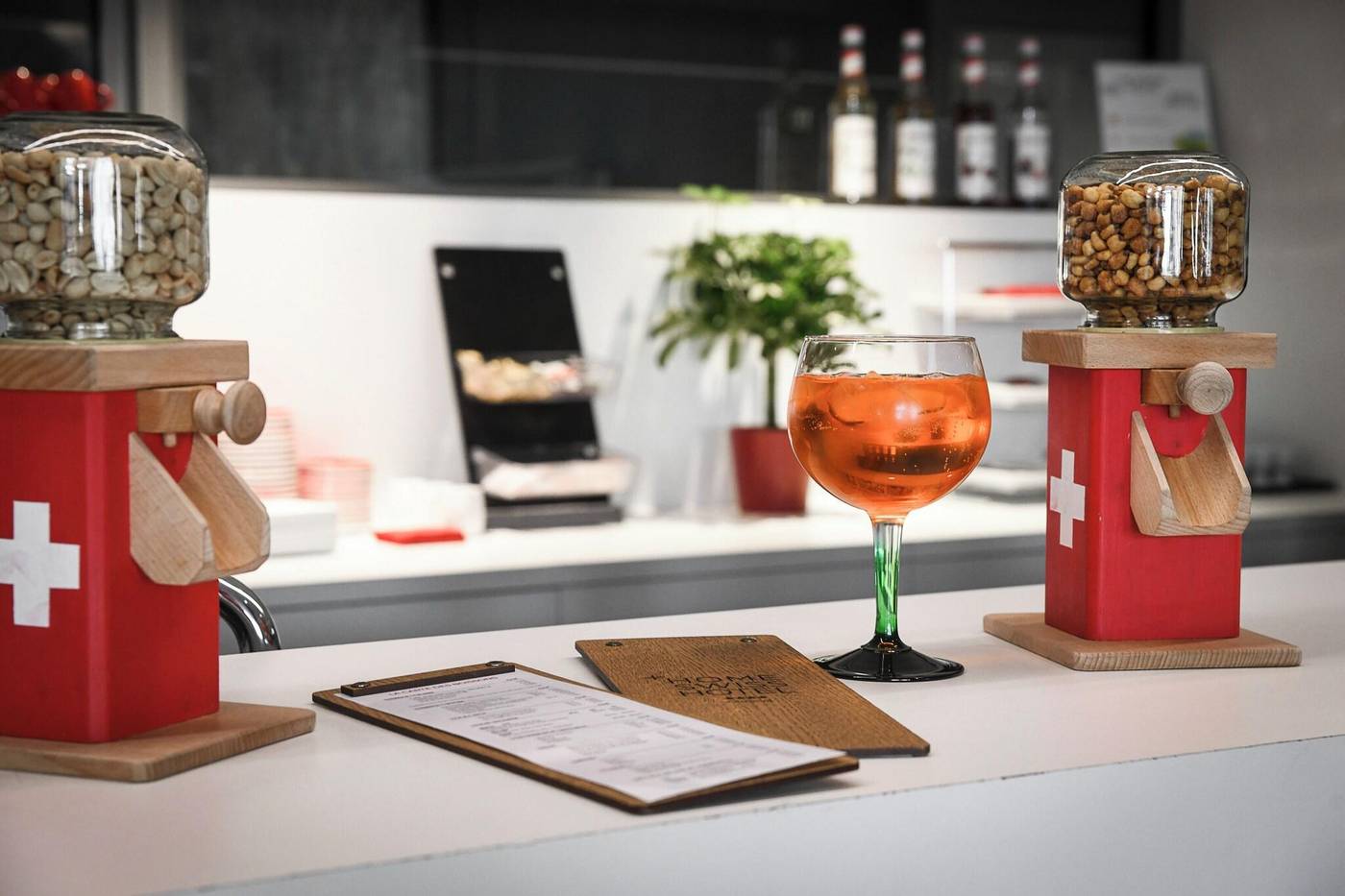 Home-Swiss-Hotel-Restaurant-62