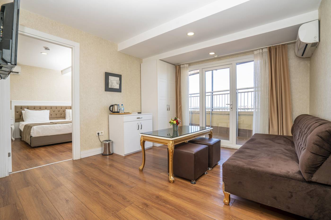 Kunlun-Kensington-Hotel-Istanbul-Room-6