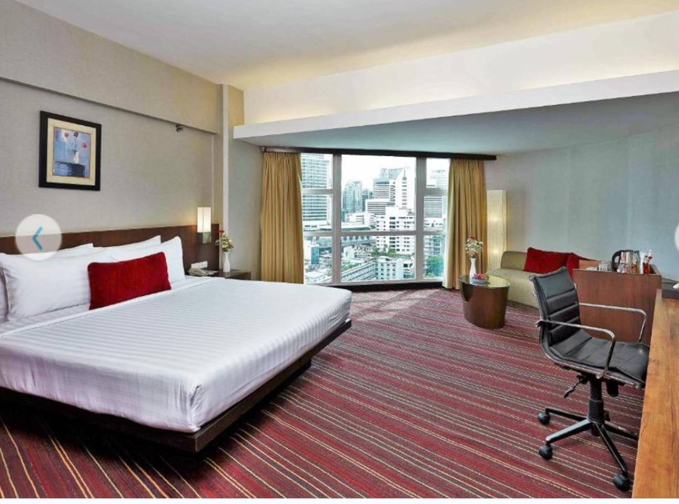 Ambassador-Bangkok-Room-18