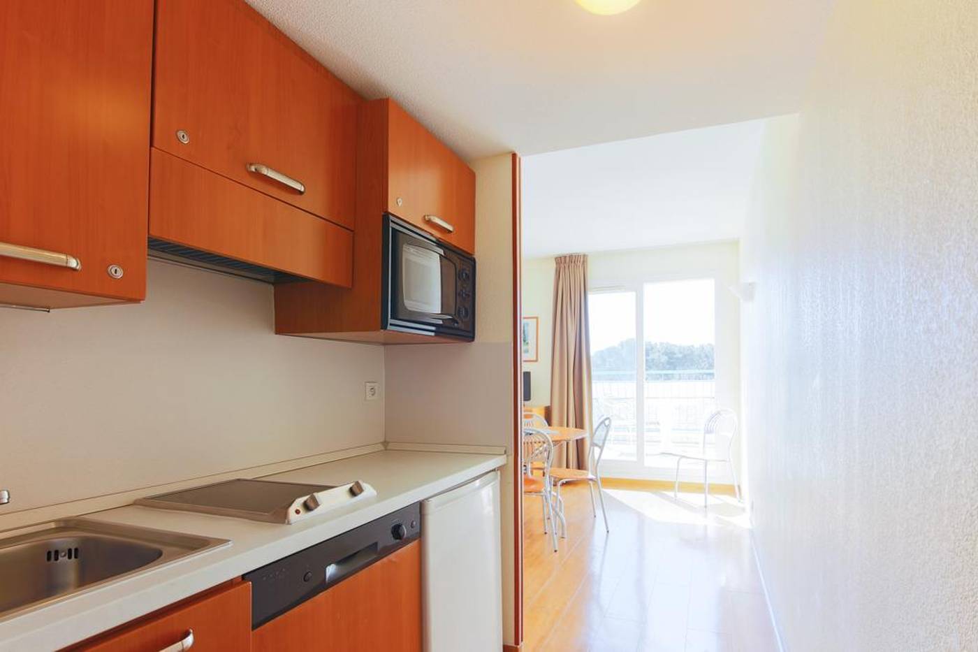 Inter-Hotel-Sea-Side-Park-Room-21