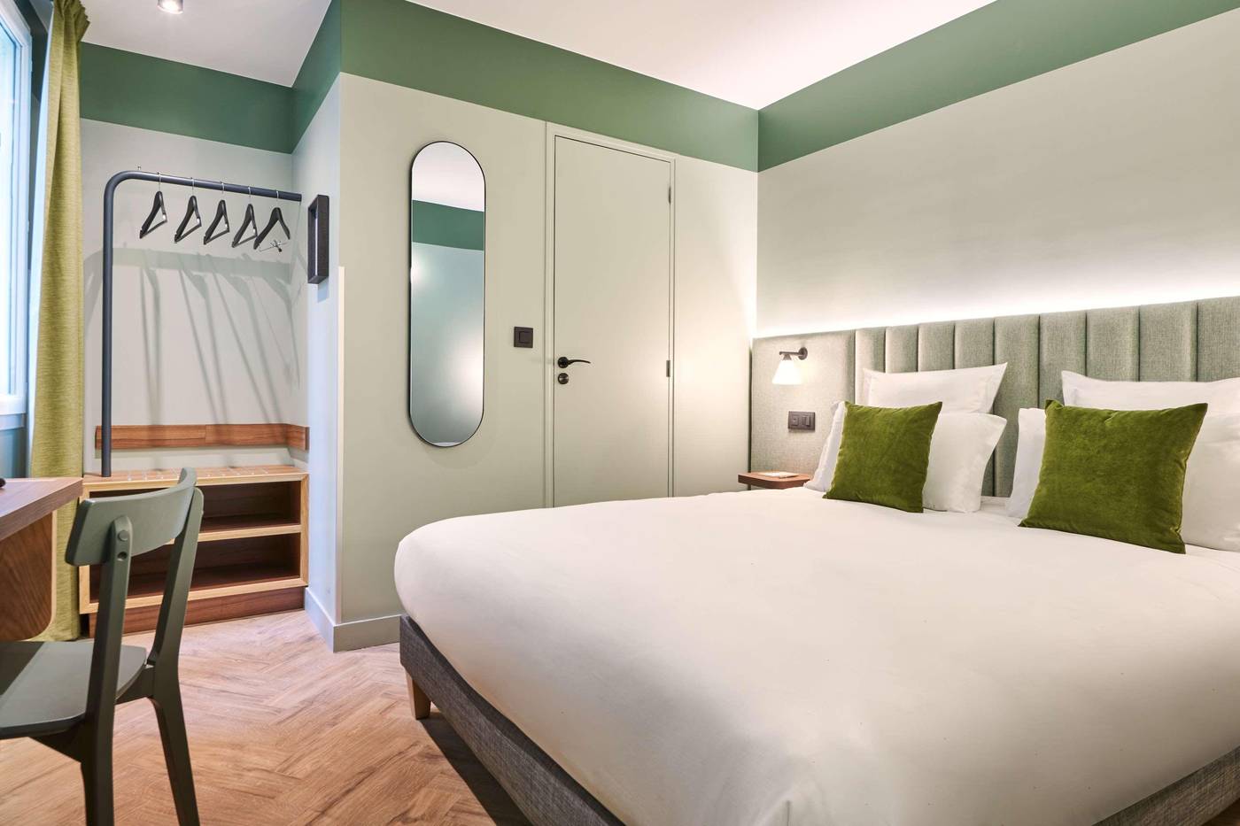 Hotel-10-OPERA-Room-6