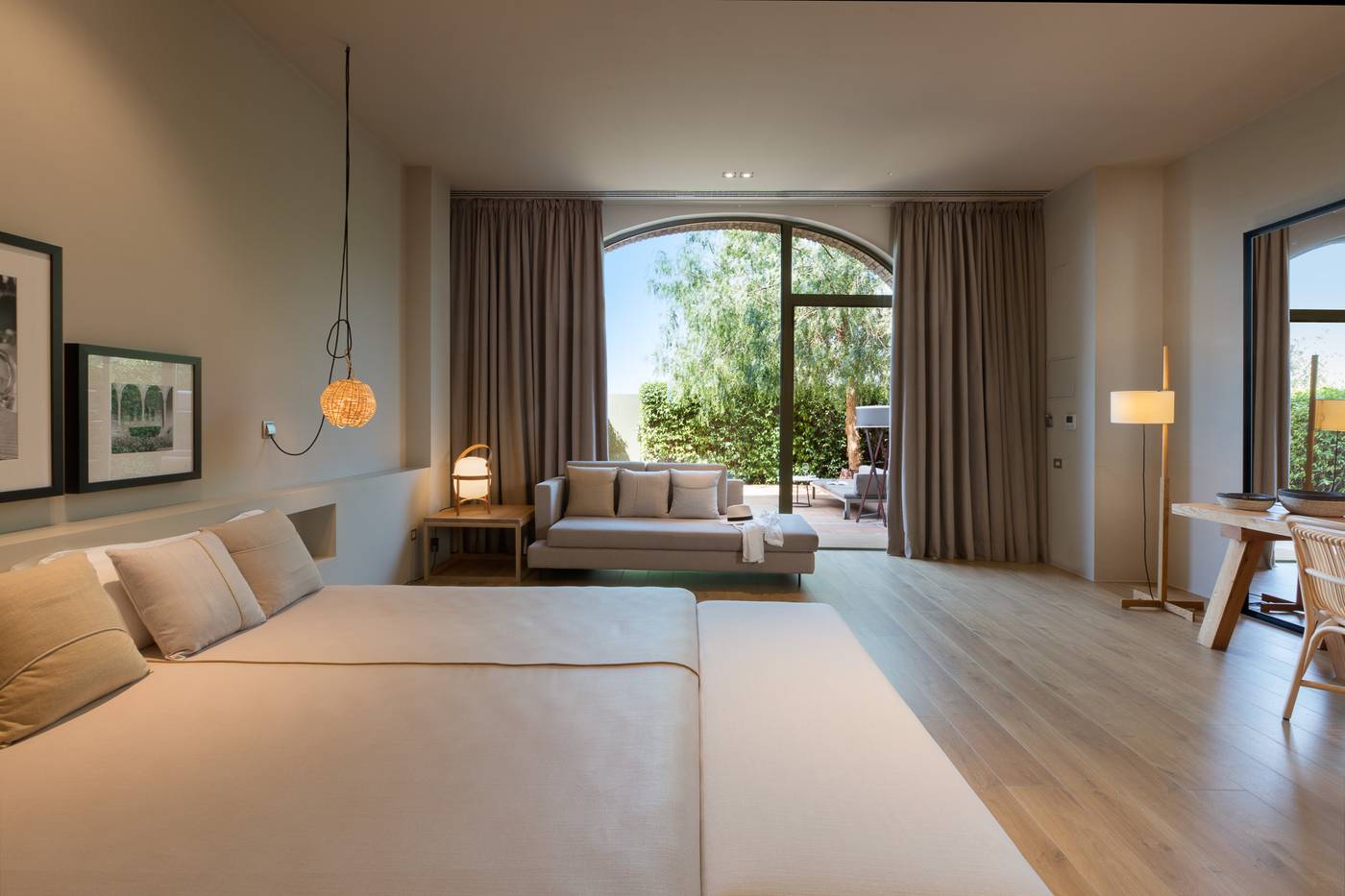 Peralada-Wine-Spa---Golf-Room-17