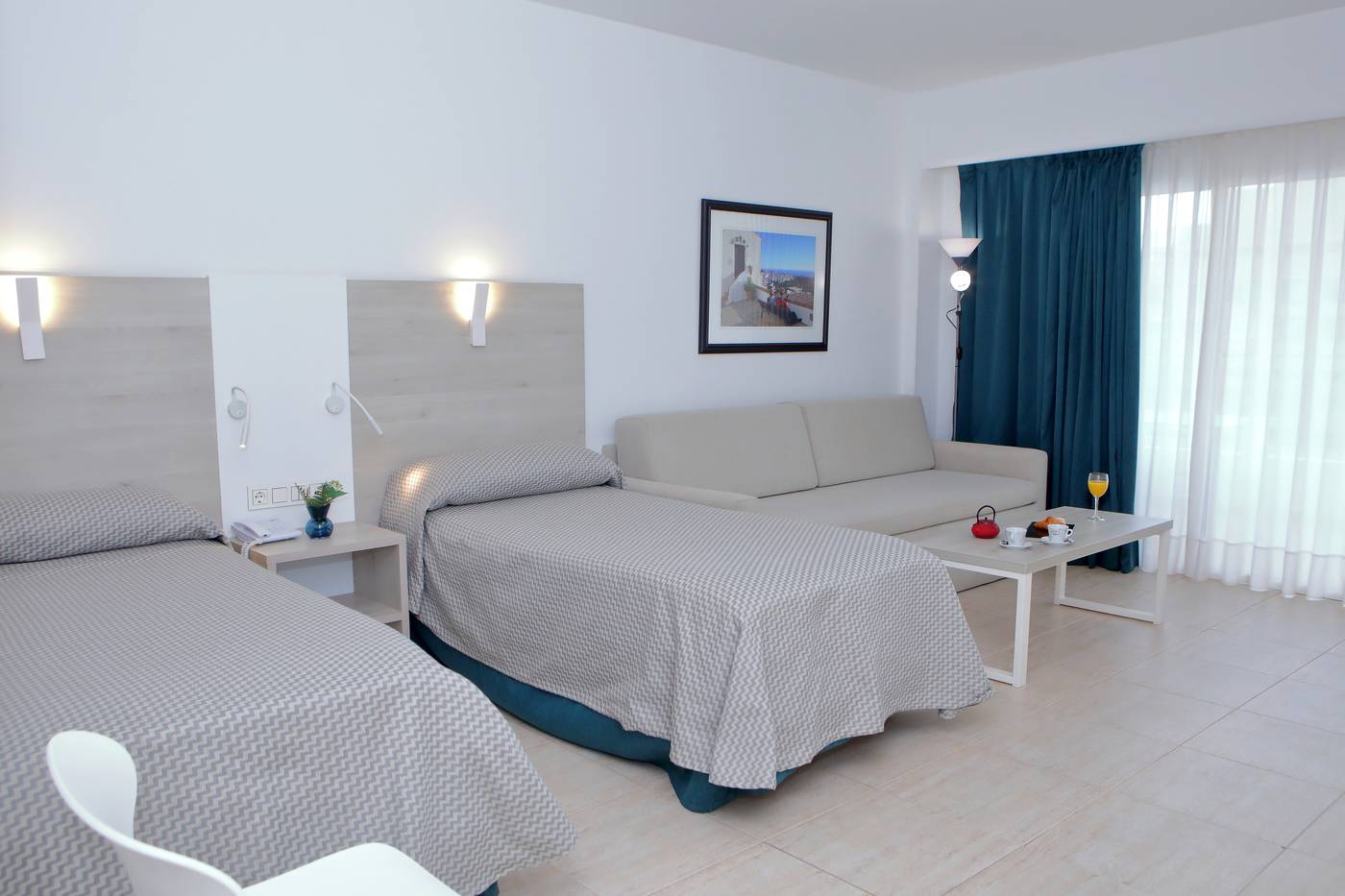 Pyr-Fuengirola-Room-13
