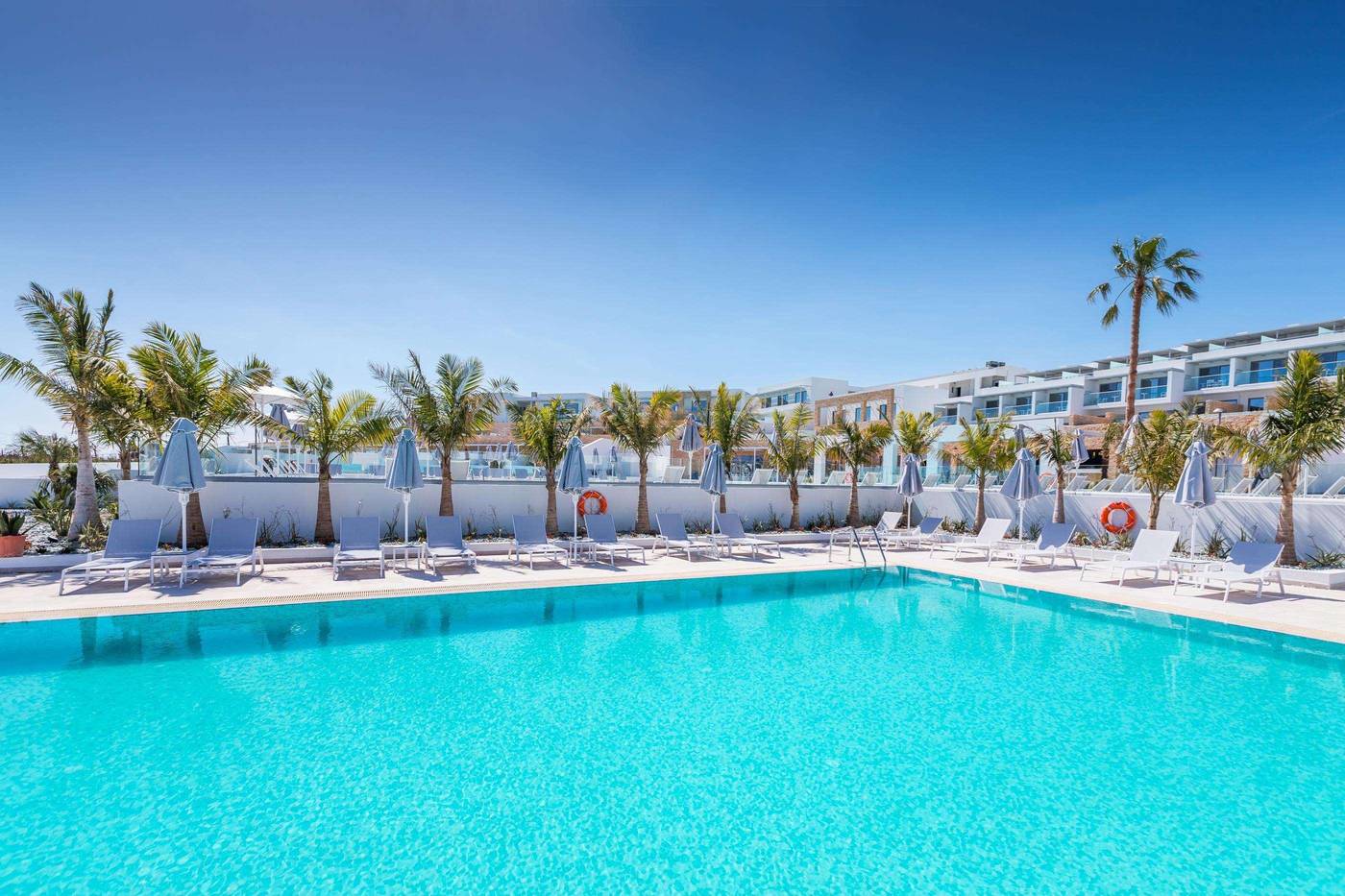 Archipelagos-Hotel-Pool-7