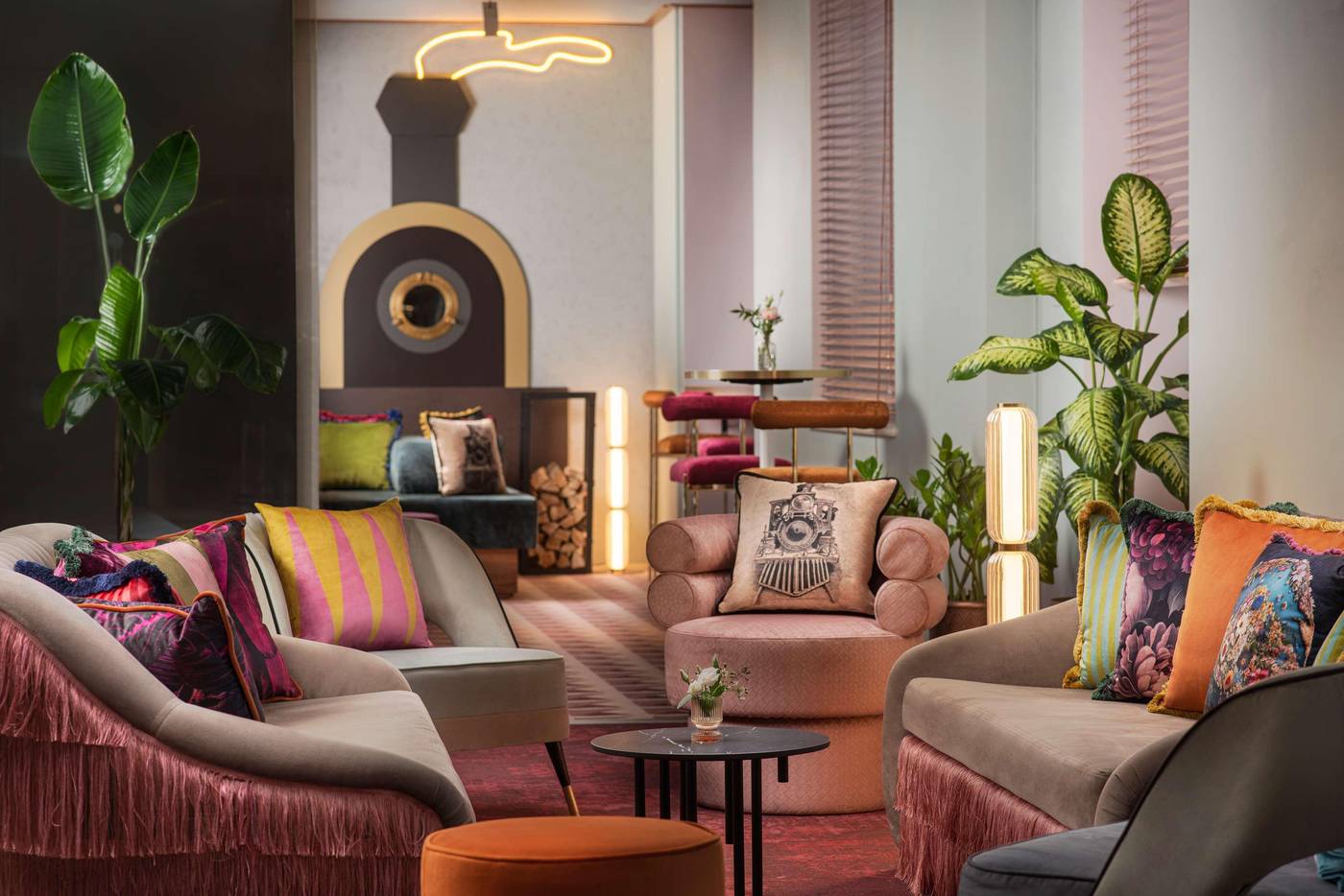 Avani-Palazzo-Moscova-Milan-Hotel--Previously-NH-Lobby-3