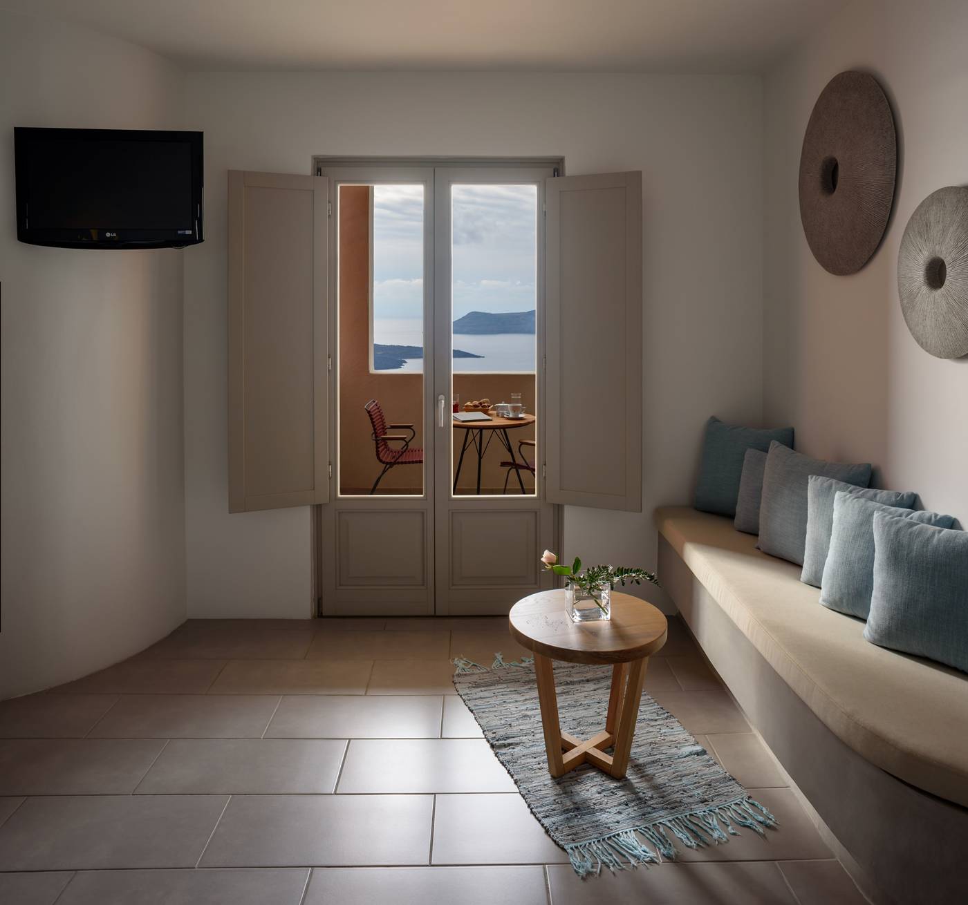 Panorama-Santorini-Boutique-Hotel-Room-14