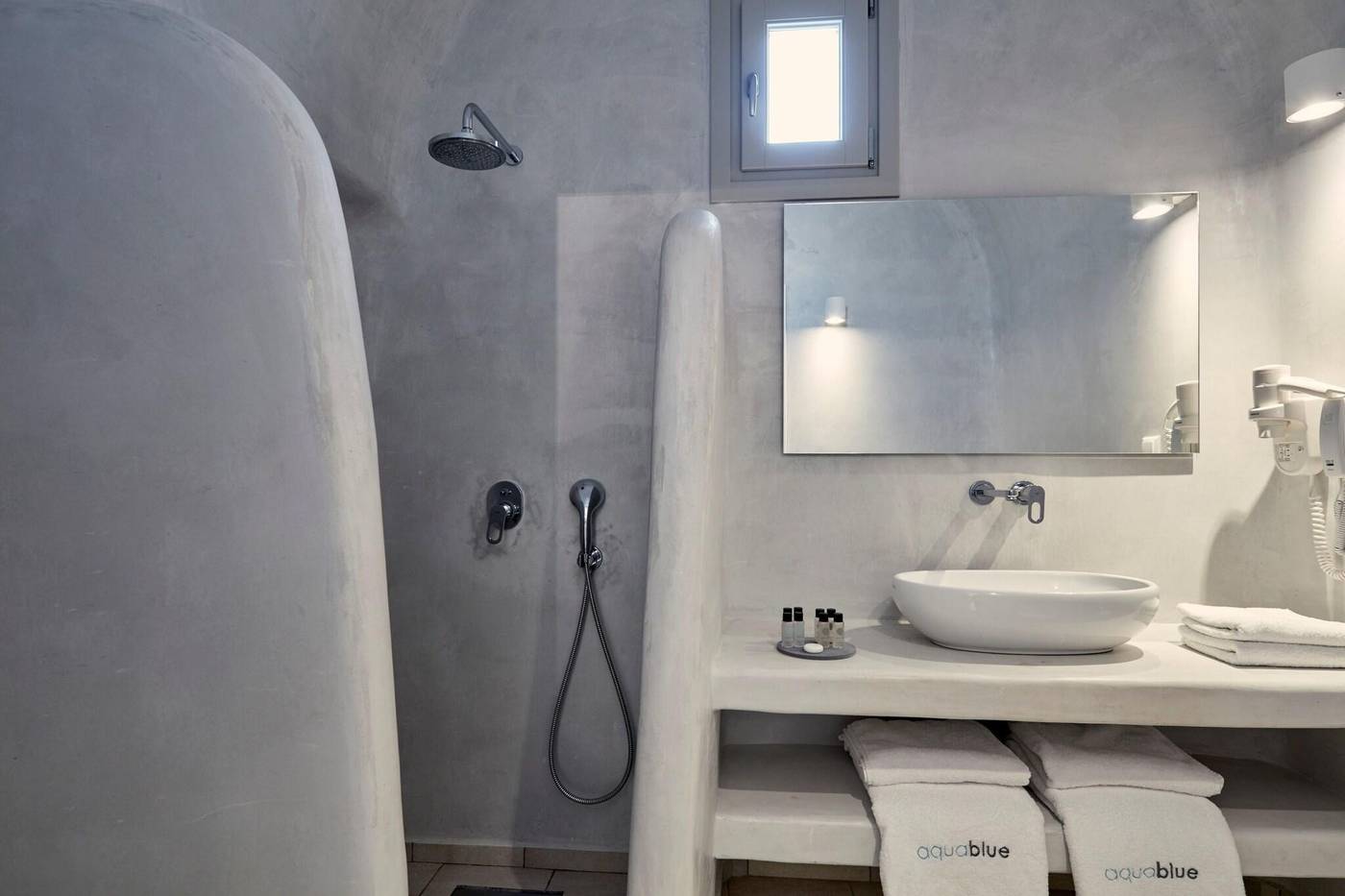 Aqua-Blue-Hotel-Room-32