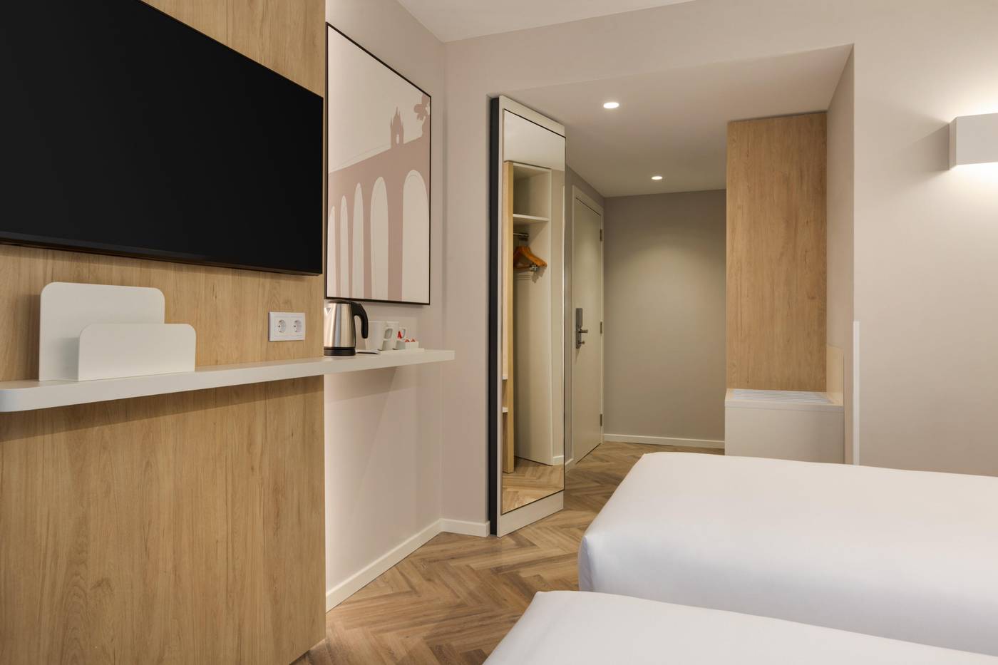 Holiday-Inn-Express-Evora-Room-13