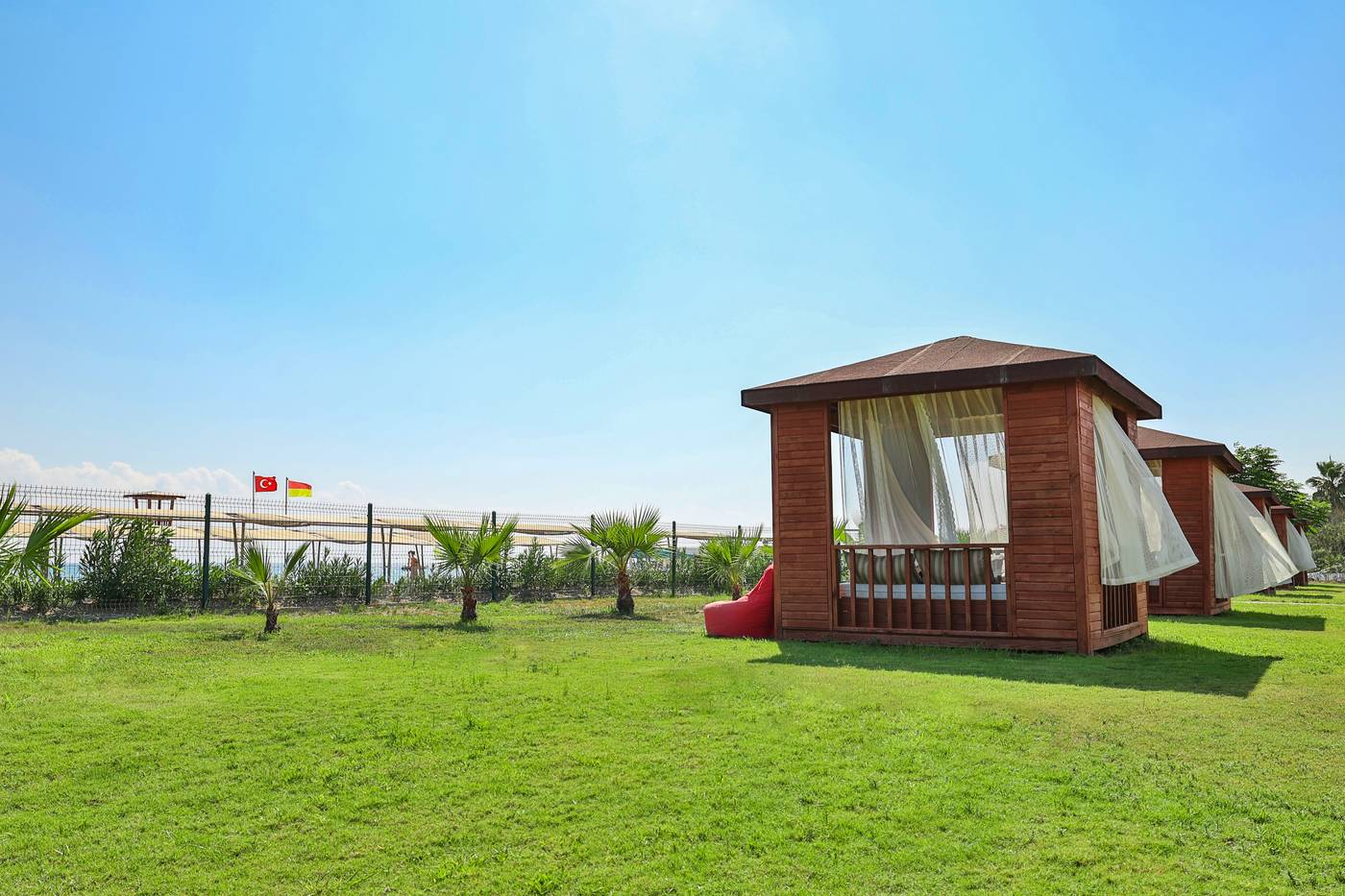 Crystal-Boutique-Beach-Resort--Adults-Only-16---Beach-24