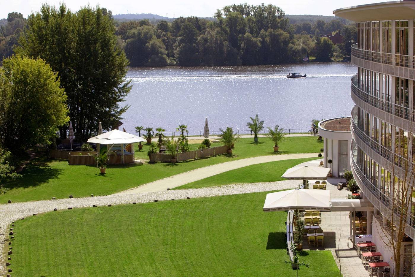 Vienna-House-By-Wyndham-Havelufer-Potsdam-General-view-30