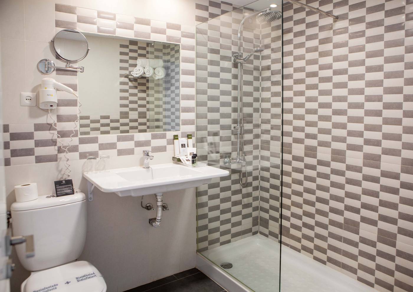 Soho-Bah--a-M--laga-Room-44