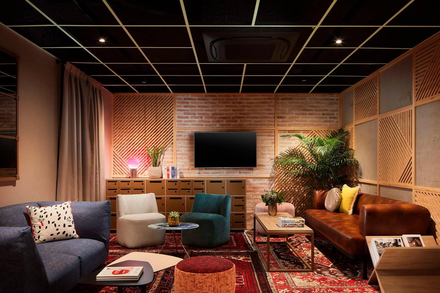 Avani-Alonso-Martinez-Madrid-Hotel-Lobby-14