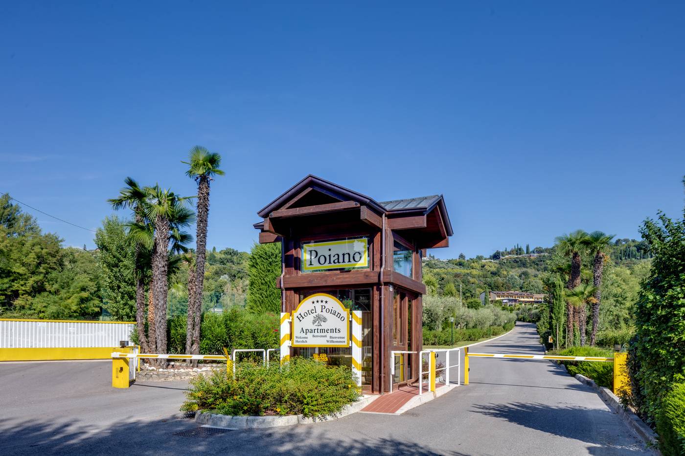 Poiano Resort Hotel-Italy-Garda VR-Lobby-7