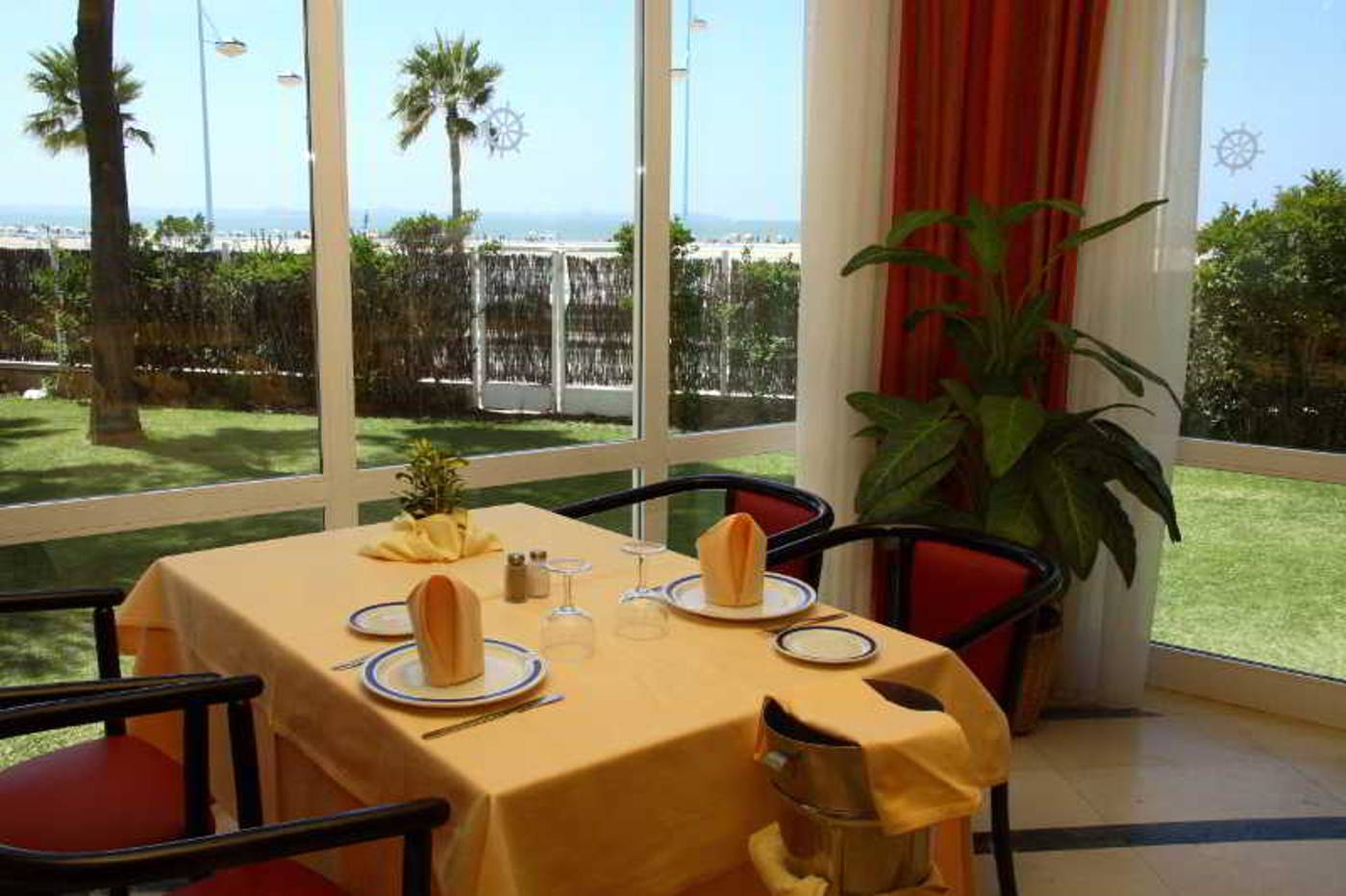 Hotel-Puertobahia---SPA-Restaurant-80