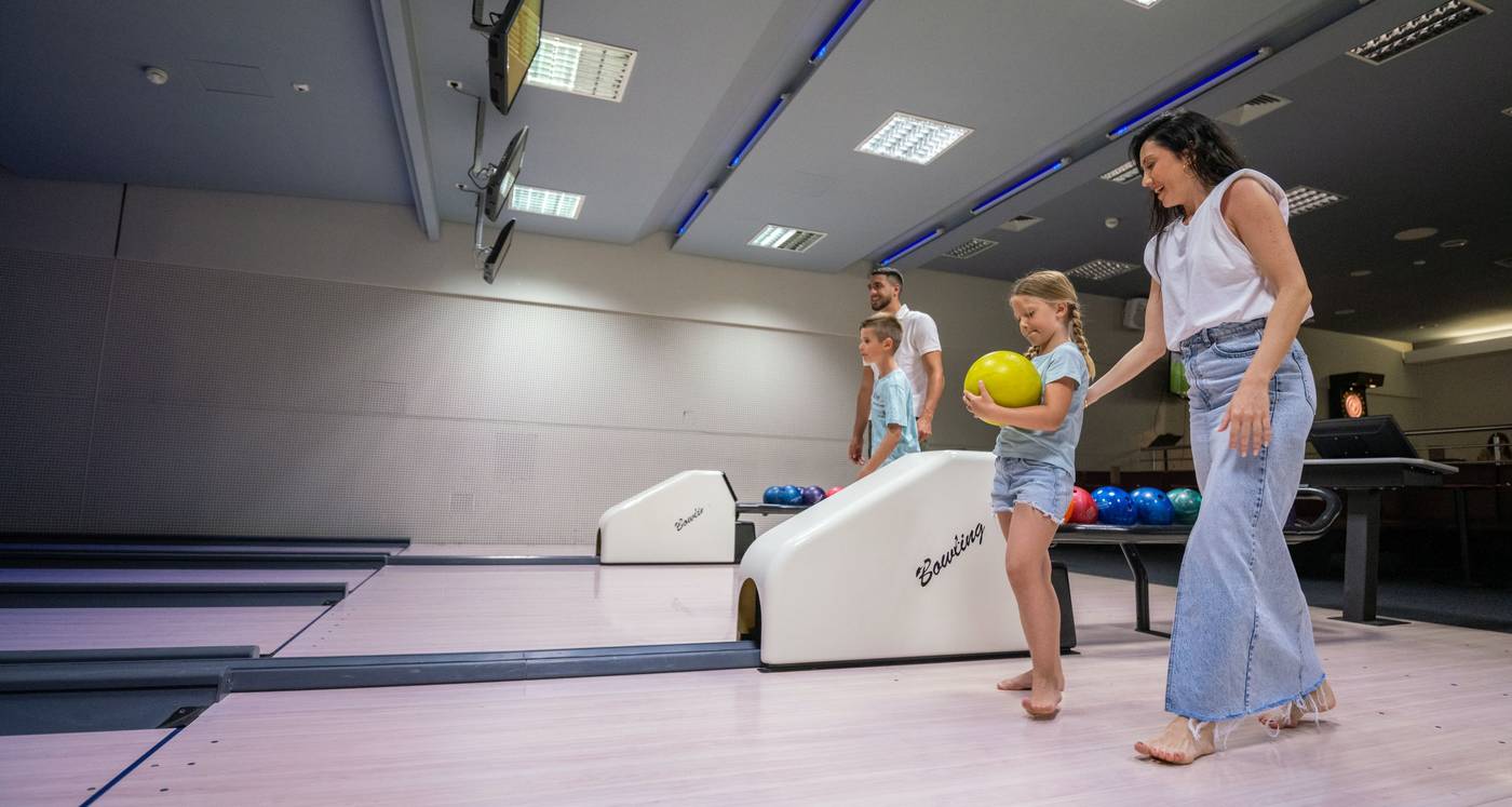 Bluesun-Hotel-Elaphusa-Sports-and-Entertainment-47