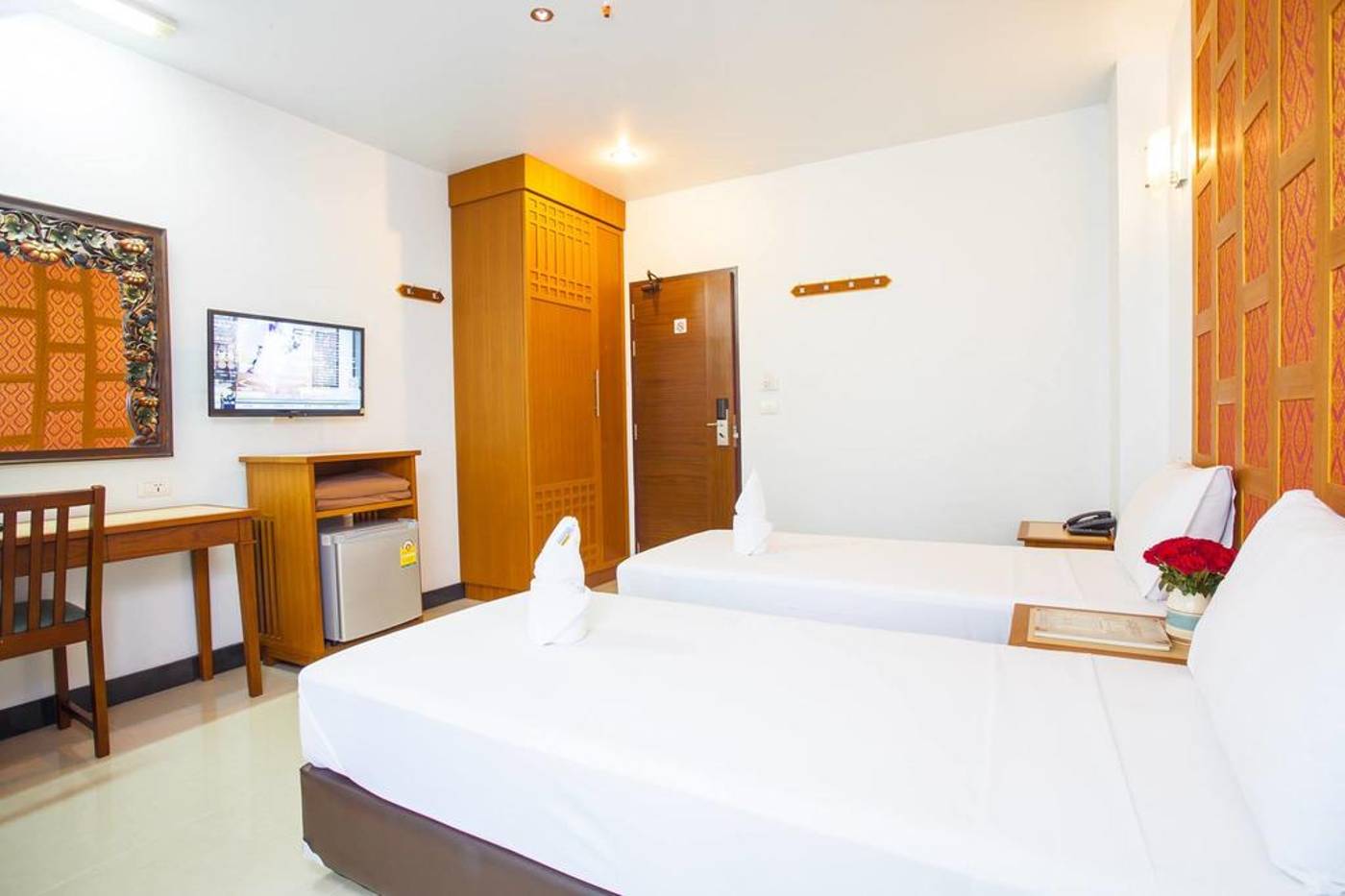 New-Siam-Palace-Ville-Hotel-Room-17