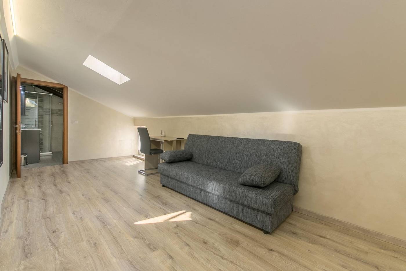 Red-Lion-Guest-House-Room-23