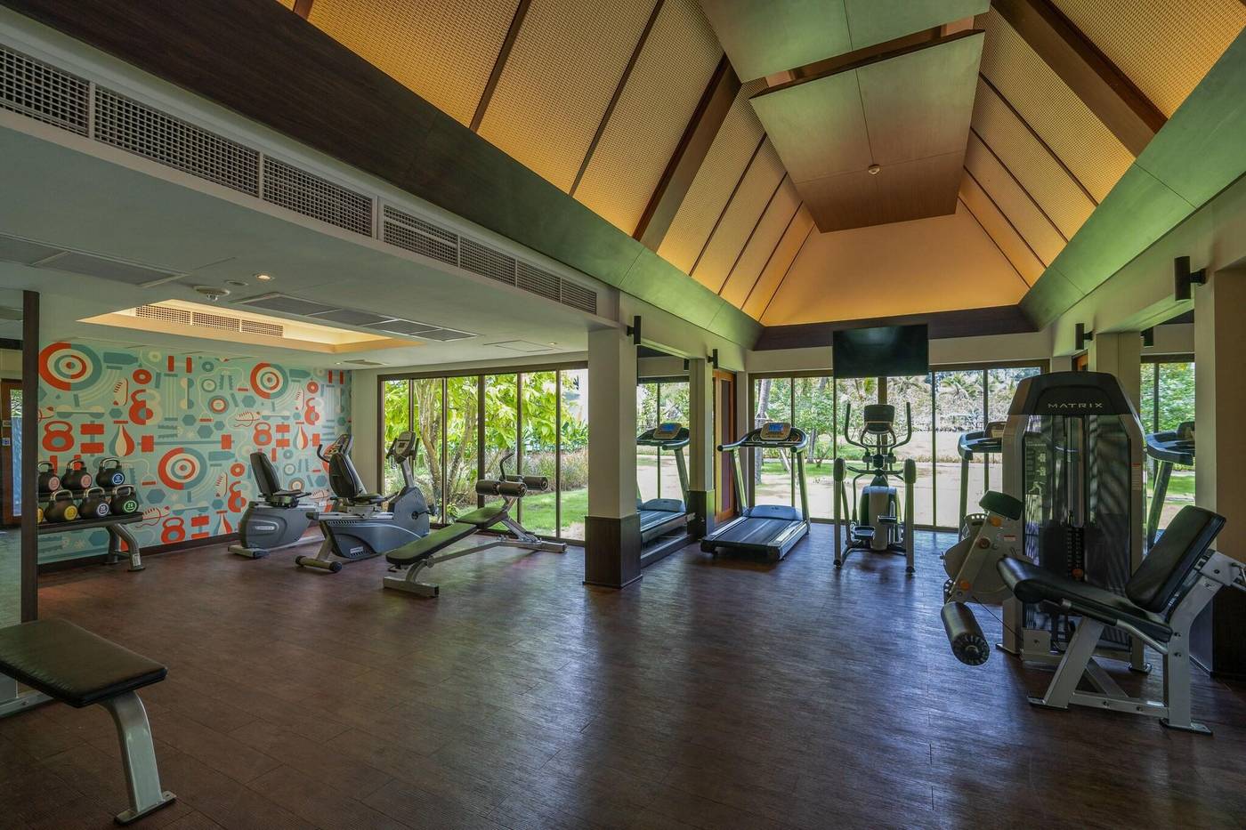 Holiday-Inn-Resort-Phuket-Mai-Khao-Beach-Sports-and-Entertainment-74