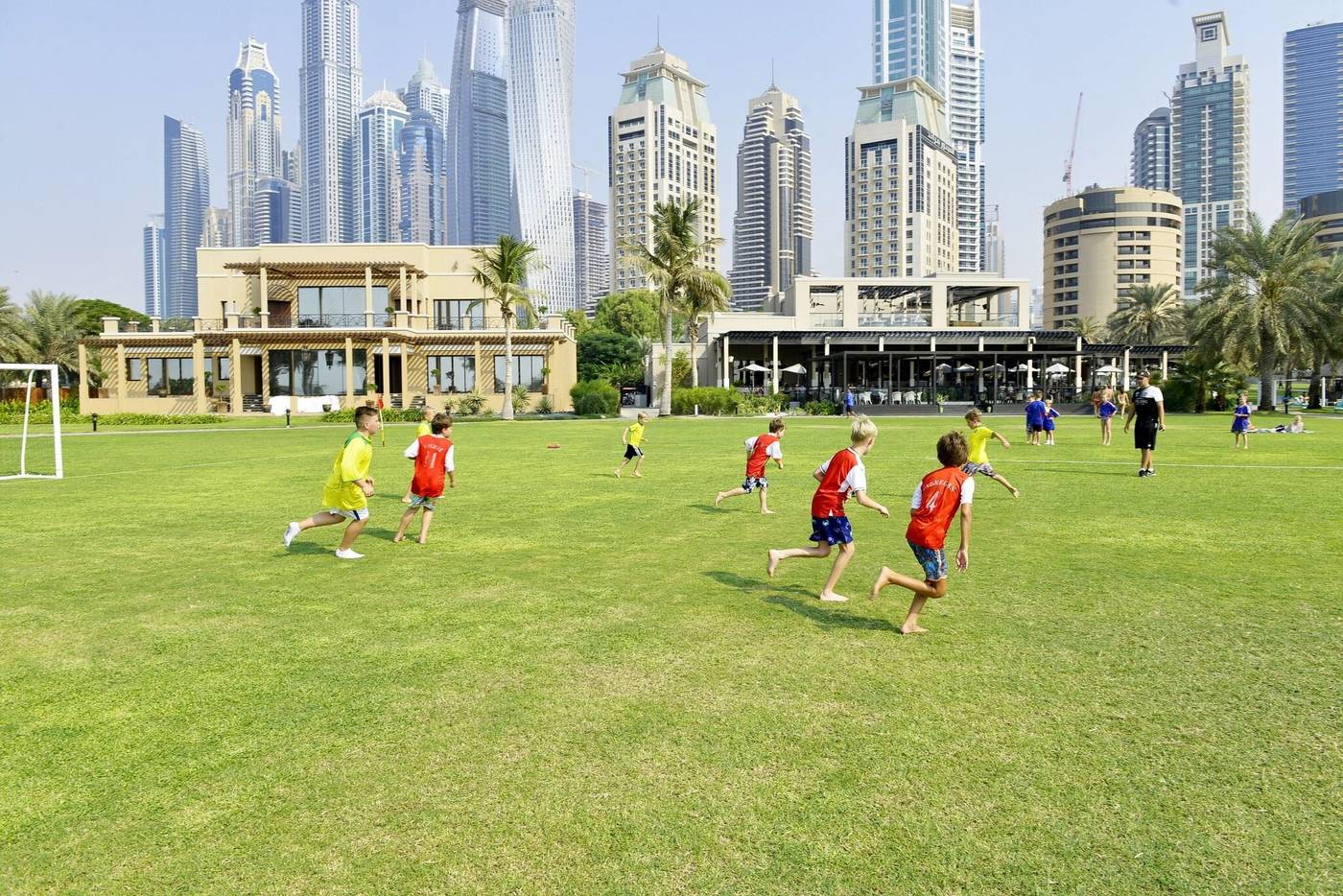 Le-Royal-Meridien-Beach-Resort-and-Spa-Sports-and-Entertainment-25