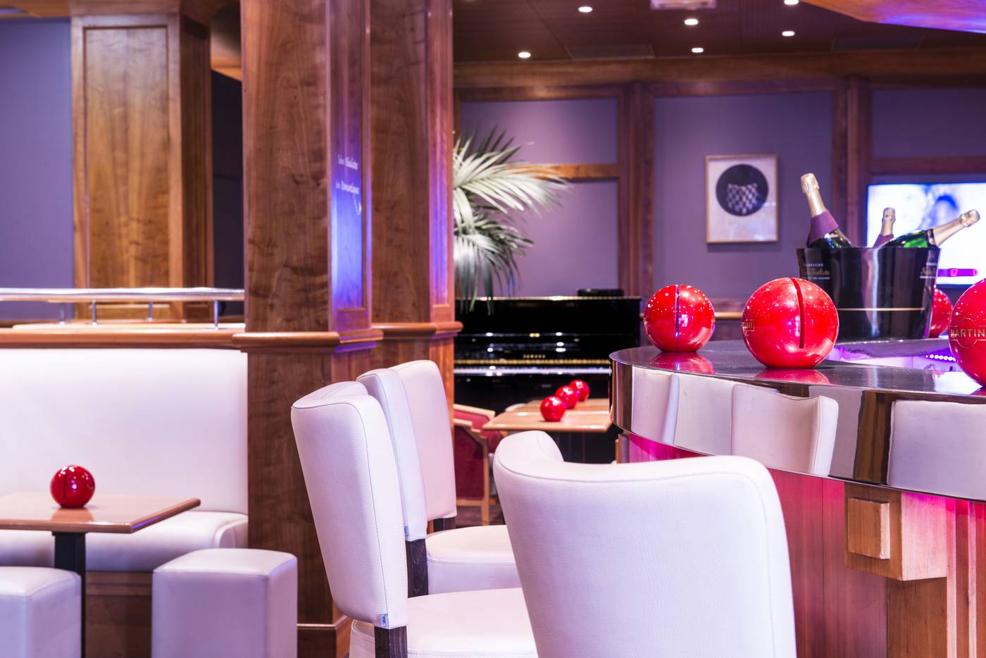 Hotel-Villa-Modigliani-Vacances-Bleues-Bar-9