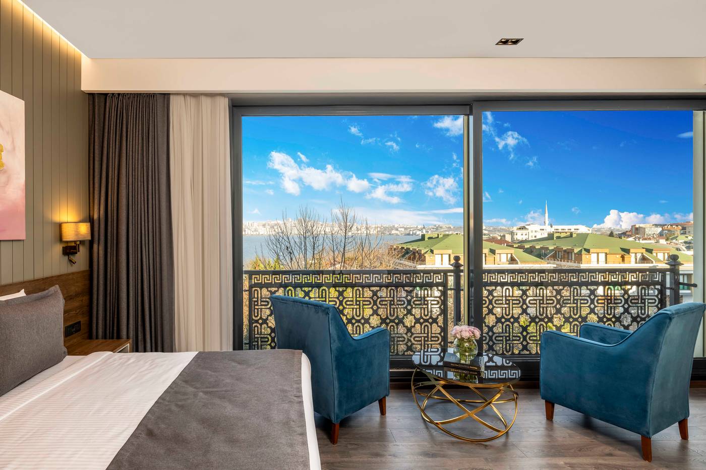 Ezkar-Bathonea-Art-istanbul-Room-42